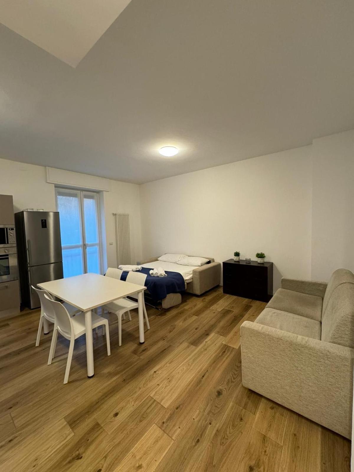 Апартаменты 15Min Metro Duomo - Rho Fiera - Skyscraper Kitchen Милан Экстерьер фото